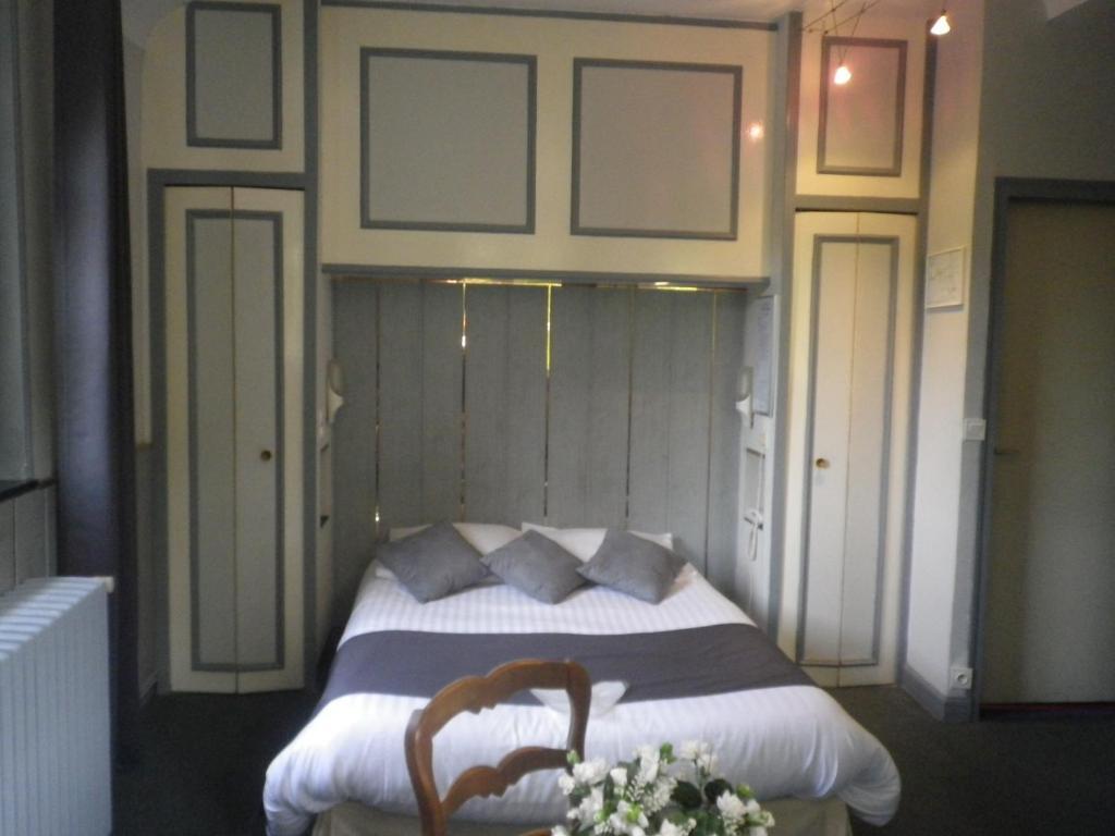 Hotel Ermitage Du Moulin Labotte Haybes Quarto foto